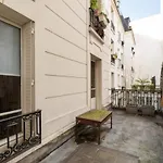 Amazing And Modern Flat For 6 In Le Marais