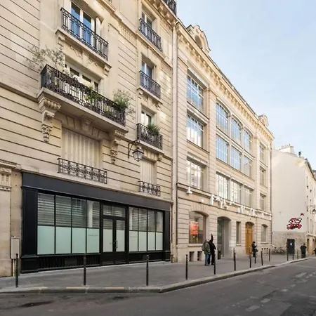 Apartment Amazing And Modern Flat For 6 In Le Marais Paris